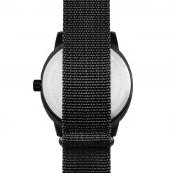 Fawler Scout | Montre militaire noire à bracelet NATO -LuxeMontre Boutique 3 3.17a459a33bc6c679f416ba89426e8db9