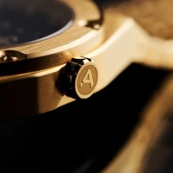 Arkai Montre squelette automatique dorée Aadi Mamut -LuxeMontre Boutique jwm mwcl ig 1x1 arkai watch gold 23542 2