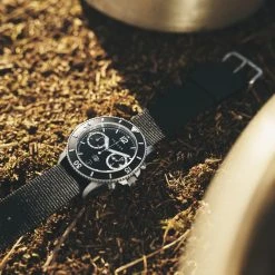 Fawler Ryka | Montre militaire de plongée noire et argent -LuxeMontre Boutique rel frcl 1x1 25037 1